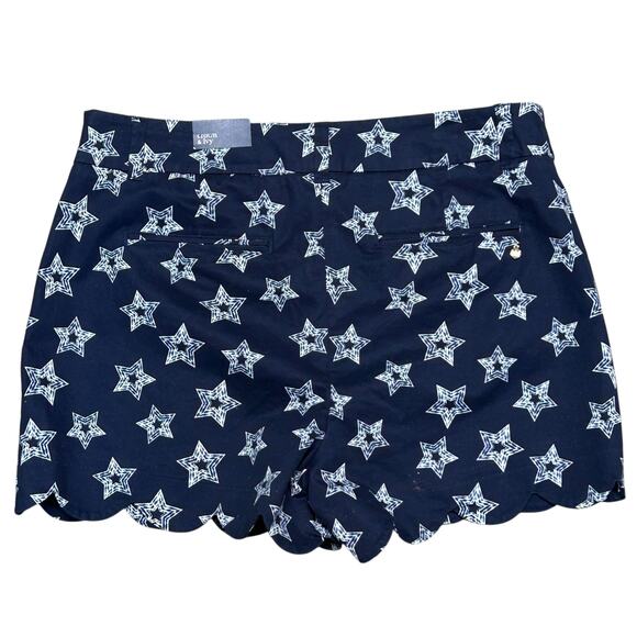 Crown & Ivy NWT Size 10 Scalloped Star Shorts Women’s Casual Summer‎ Shorts - Picture 1 of 7